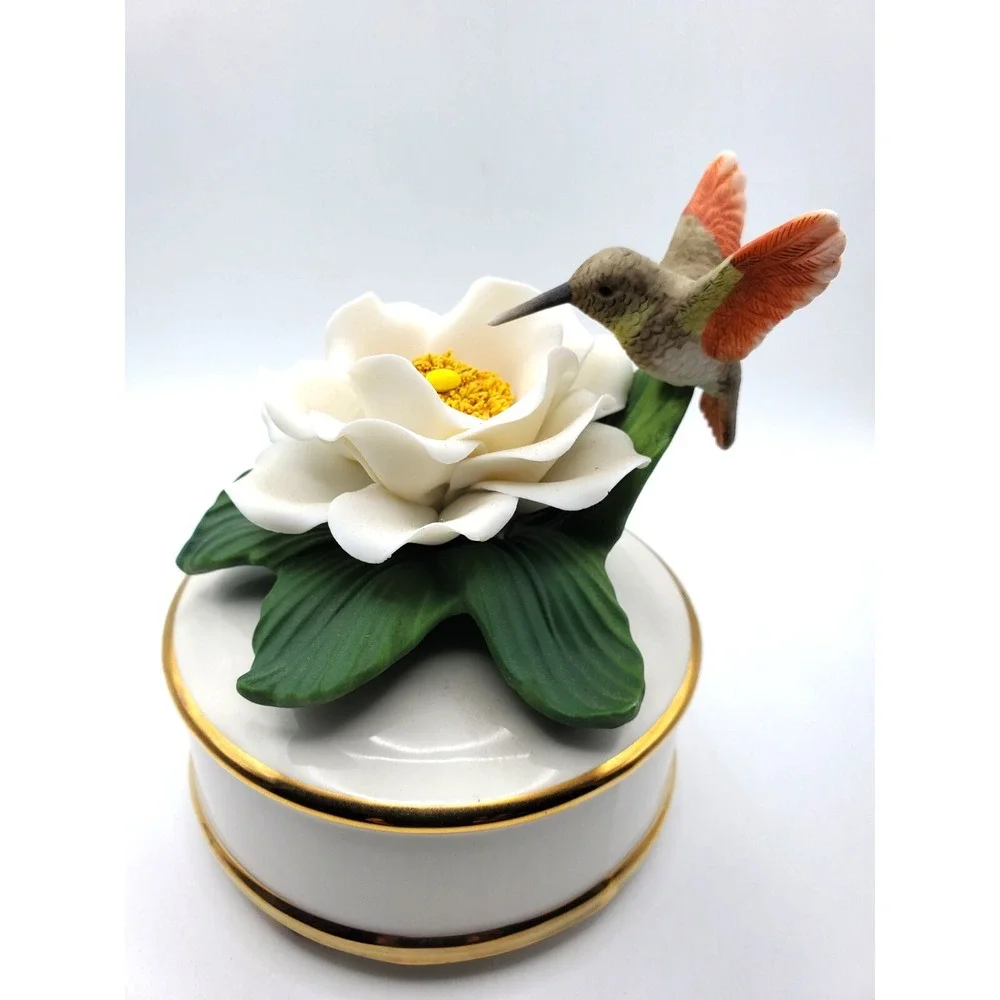 Vintage Porcelain Hummingbird & Gardenia Music Box Teleflora BLUE DANUBE WALTZ